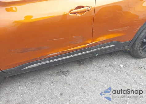 2024 Nissan Kicks Sr Xtronic Cvt z USA, uszkodzony, nr VIN 3N1CP5DV4RL474483